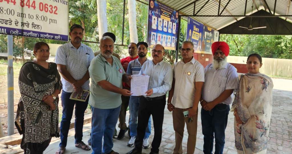 Teachers protest against forced nonacademic duties